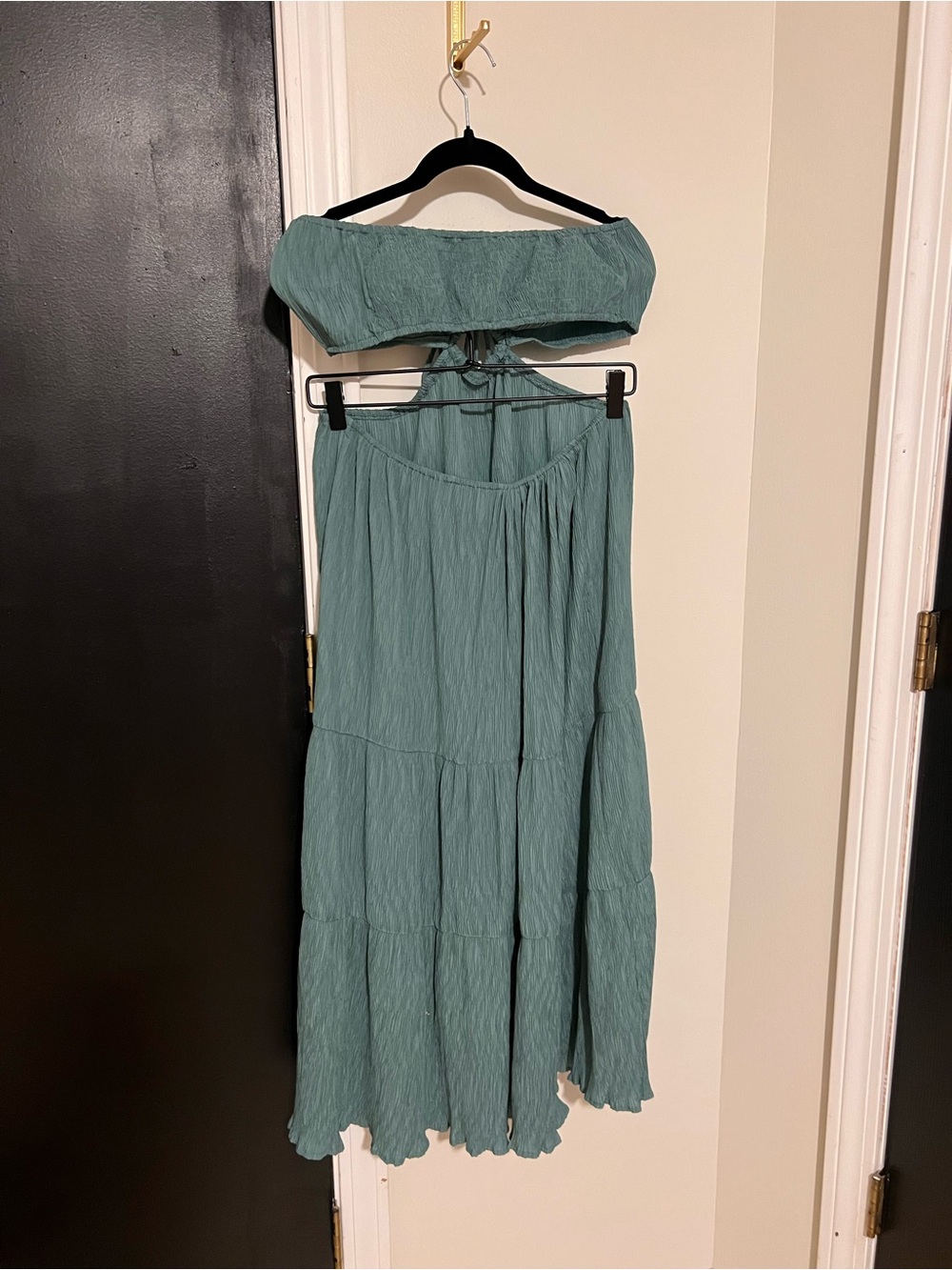 NWOT Urban Outfitters Esmee Teal Halter Cutout Midi Dress - Size Large - Picture 5 of 11